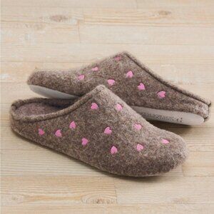 Cuddledown  Women’s Slippers Size 9 Brown Wool Hearts Cozy Cottagecore Comfort